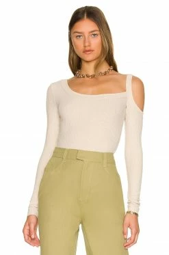 Song Of Style Cruz Top In Cream