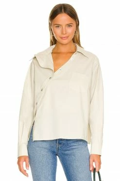 Song Of Style Uri Top In Pale Green