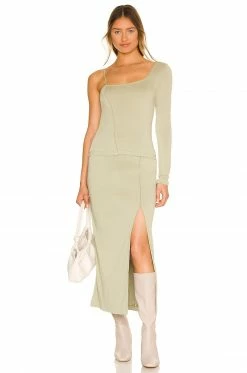 Song Of Style Dasha Top In Sage Green -Song Of Style Outlet Store SOSR WS169 V5