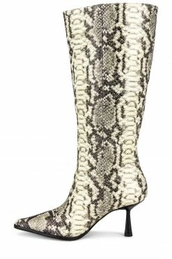 Song Of Style Lou Boot In Ivory -Song Of Style Outlet Store SOSR WZ38 V5